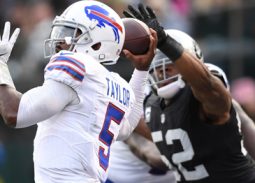 Buffalo Bills fall at home to the Oakland Raiders