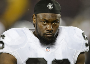 Raiders see value in veteran Denico Autry