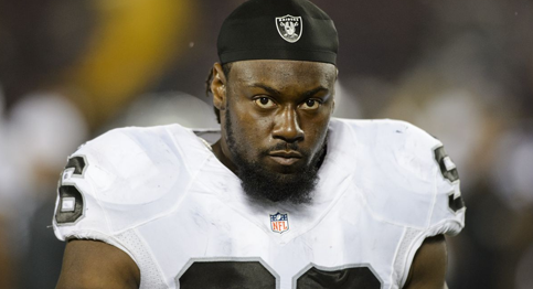 Raiders see value in veteran Denico Autry