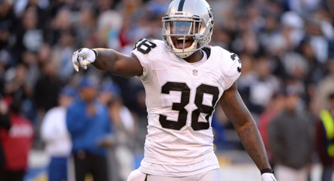 Raiders reward T.J. Carrie with contract extension