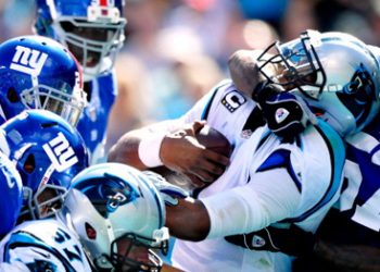 Panthers drop home opener 20-15 against the Giants